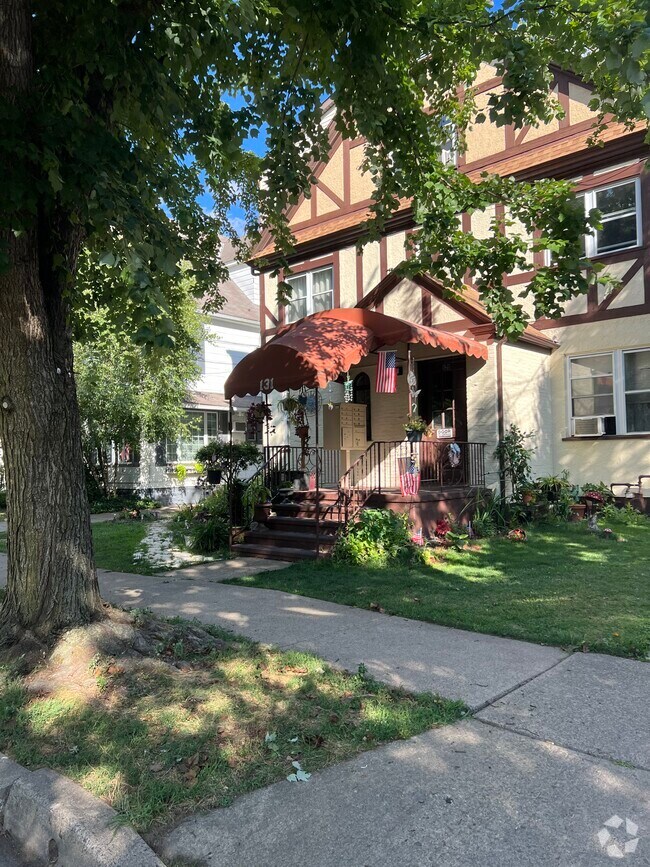 Gated Apartments For Rent in Trucksville, PA 1 Rentals