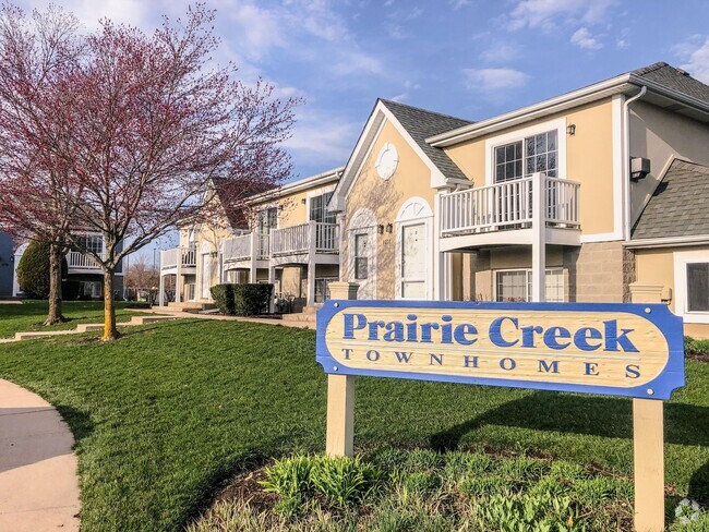 Foto principal - Prairie Creek Townhomes