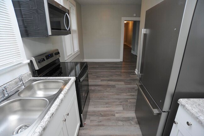 Building Photo - 46 N Ritter Ave