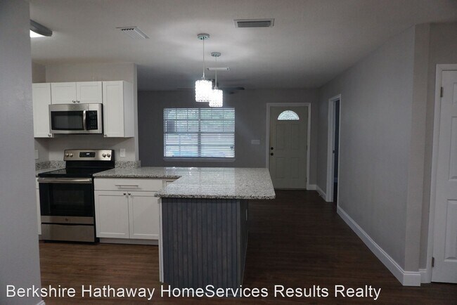 Building Photo - 4 br, 2 bath House - 109 Burns Ave,
