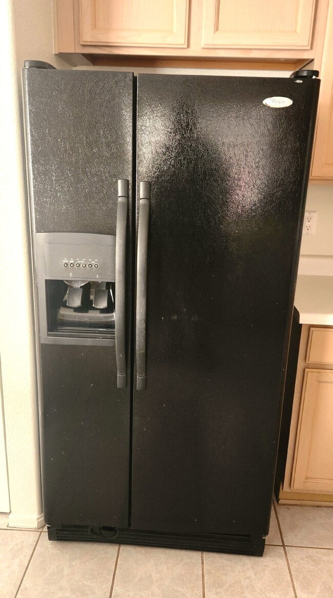 Building Photo - SPACIOUS NORTH PHOENIX RENTAL WITH LOFT AND RATE 3-CAR GARAGE