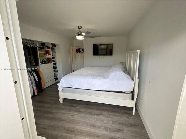 Photo - 10397 SW 209th Ln Apartment