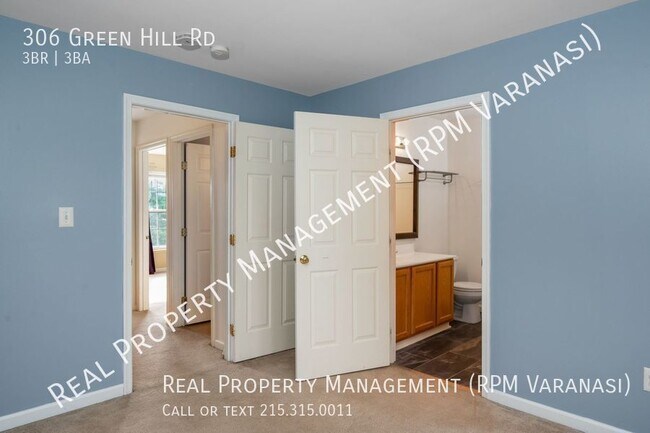 Building Photo - 3 Bed, 2.5 Bath Move-In Ready Townhome in ...