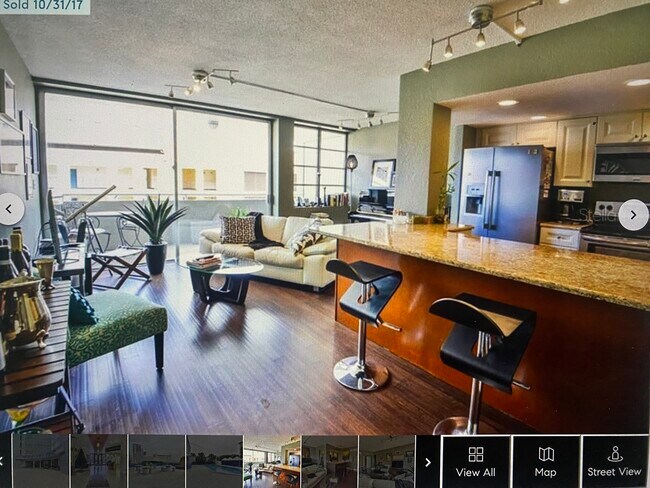 Building Photo - 470 3rd St S