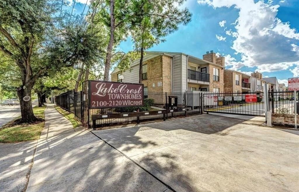 2110 Wilcrest Dr Unit 117, Houston, TX 77042 Condo for Rent in