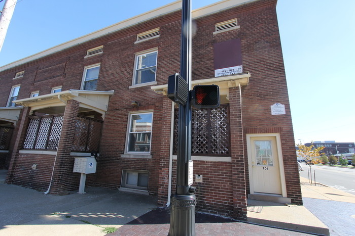 Primary Photo - 701 Court St