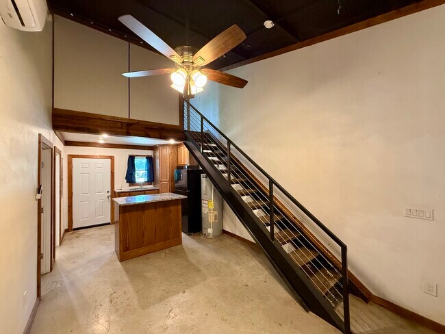 Foto del edificio - 155 Fawn Cir