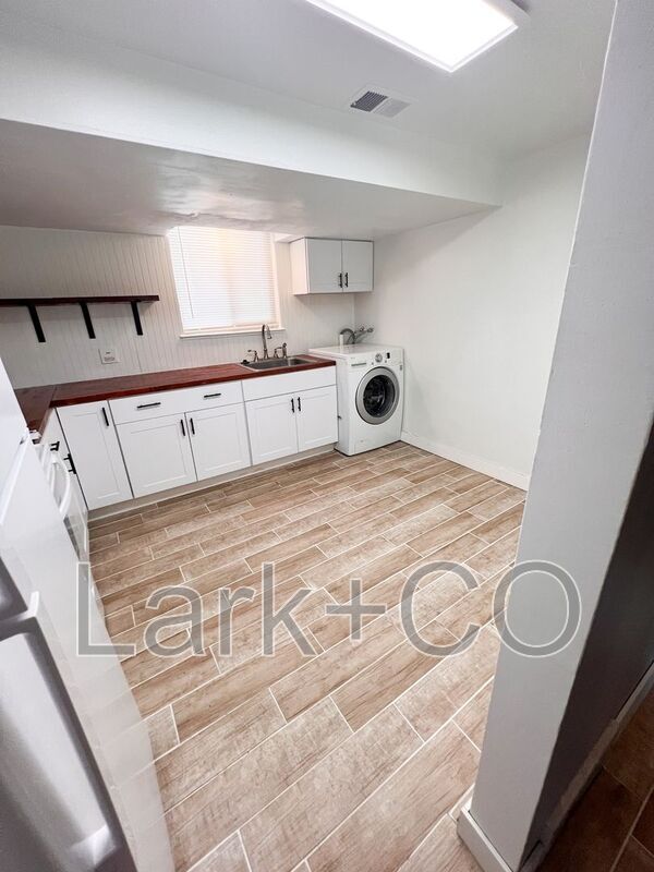 Building Photo - 1640 Zenobia St
