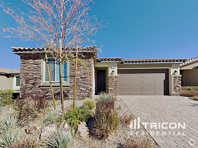 Building Photo - 2148 Del Aqua Ave