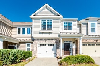 Building Photo - 8329 Yaxley Hall Dr