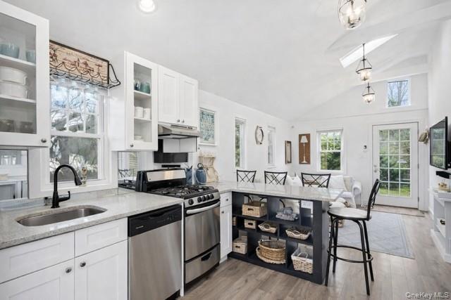 Building Photo - 435 Montauk Hwy