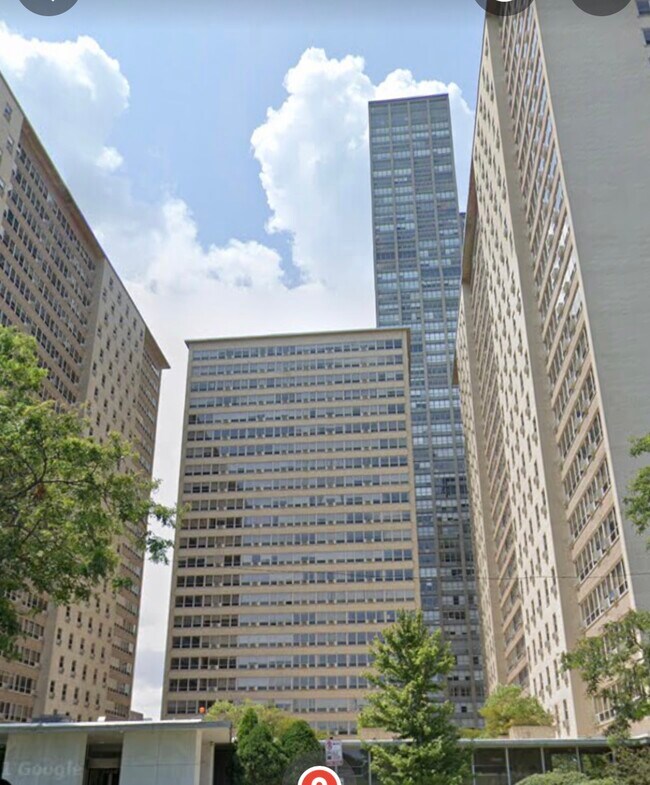Building Photo - 3950 N Lake Shore Dr
