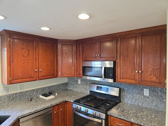 Building Photo - 3151 Andre Ln