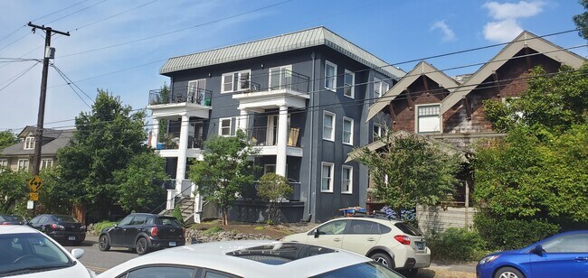 Foto del edificio - 1214 NW 25th Ave
