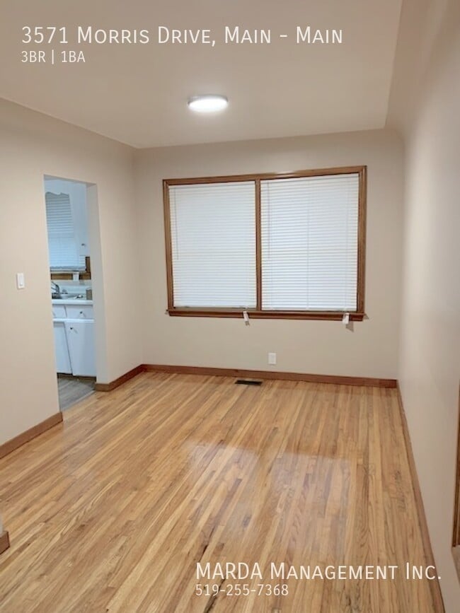 Photo du bâtiment - COZY  3BEDROOM/1 BATH MAIN FLOOR UNIT -ALL INCLUSIVE