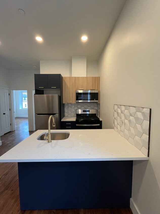 State of the art kitchen - 48 Bergen Ave