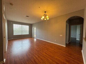 Building Photo - 6434 Cava Alta Dr