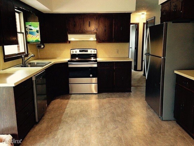 Building Photo - 3 br, 2 bath House - 7150 Hyland-Croy Road
