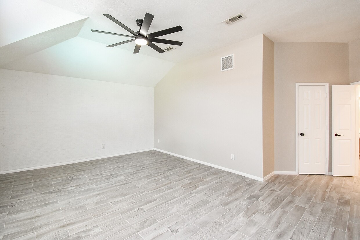 Foto principal - 23122 Beech Canyon Dr