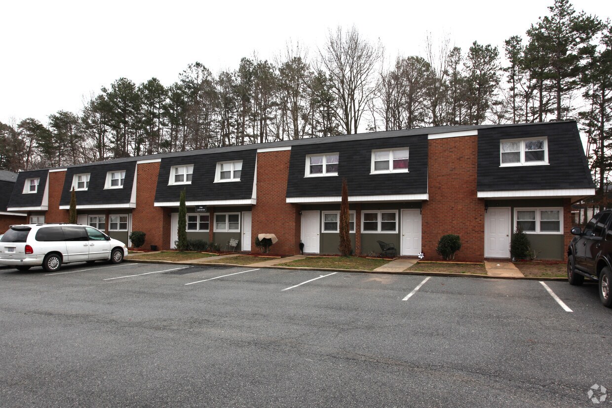 Piedmont Place Apartments Asheboro, NC