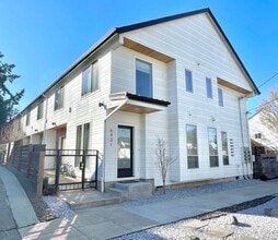 Building Photo - 6431 N Montana Ave