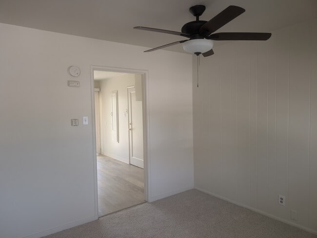 Building Photo - 931 Harold Ln