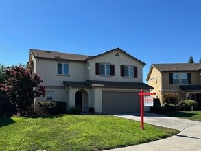 Building Photo - 2714 Twin Bridges Ln