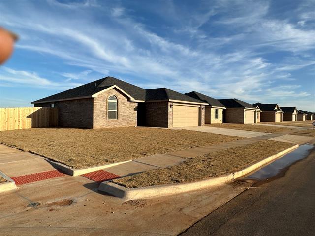 Building Photo - 1639 Sweetwater Ln