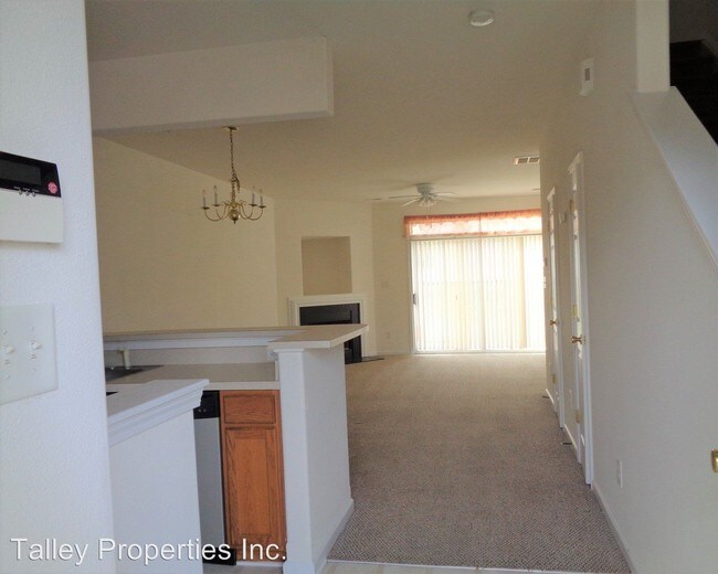 Foto del edificio - 2 br, 2.5 bath House - 1054 Phil O'Neil Drive