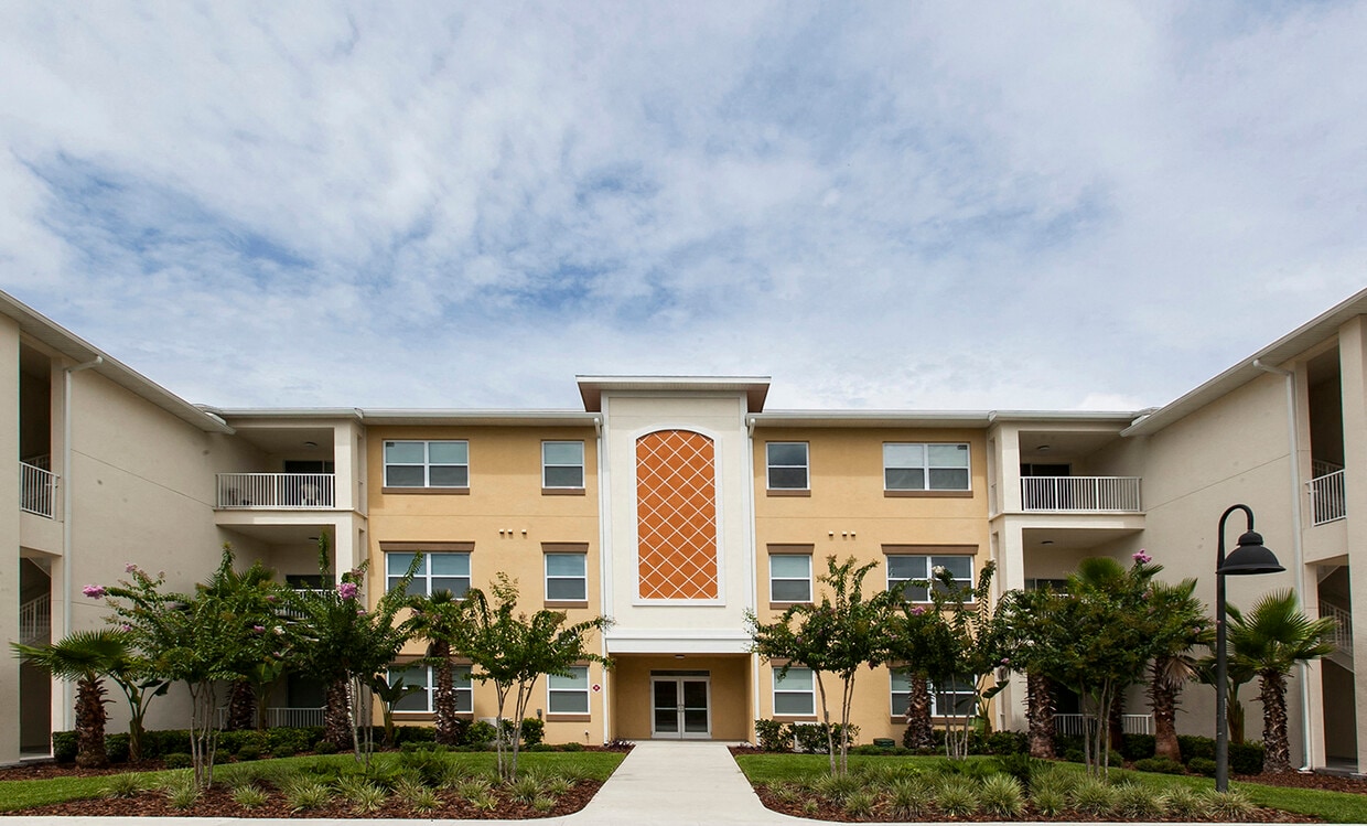 Lake Sherwood Apartments 1724 London Crest Dr Orlando, FL