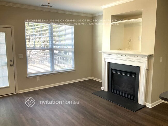 Building Photo - 15506 Carrington Ridge Dr