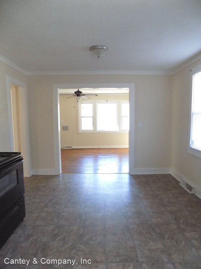 Building Photo - 3 br, 1.5 bath House - 216 Arbor Drive