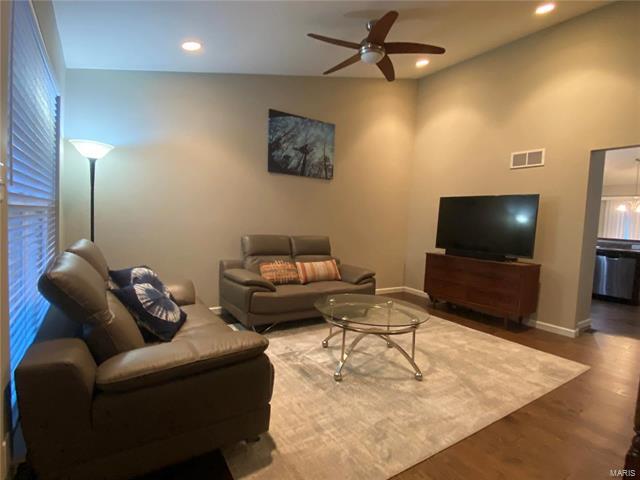 Building Photo - 5395 Trailhead Ct