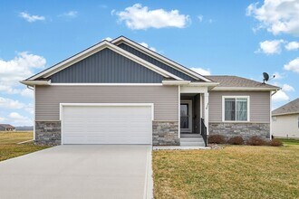 Building Photo - 3261 Brook Landing Ct