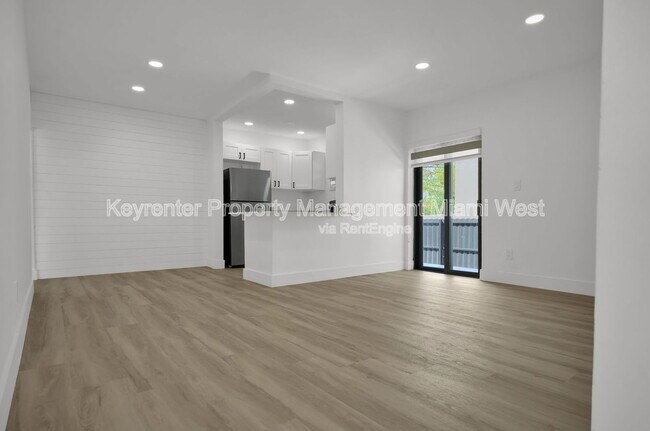 Foto del edificio - 210 Beacom Blvd