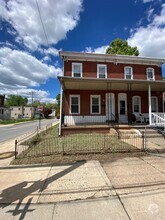 Building Photo - 4112 Post Rd