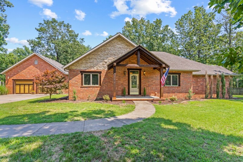 4150 N Castle Oak Blvd, Strafford, MO 65757 House Rental in Strafford