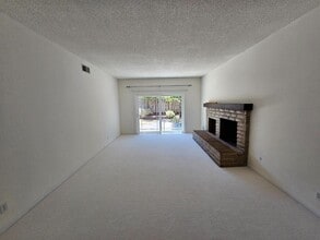 Building Photo - 1344 Tarpon St