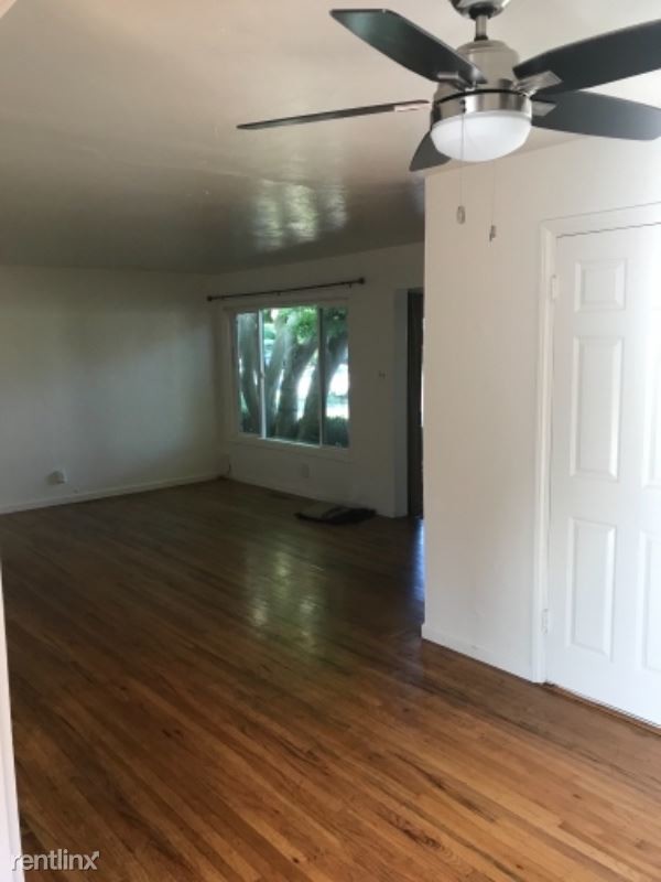 Building Photo - 3 br, 1 bath House - 130 S Seminary St