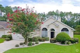 Building Photo - 9166 Spindletree Way