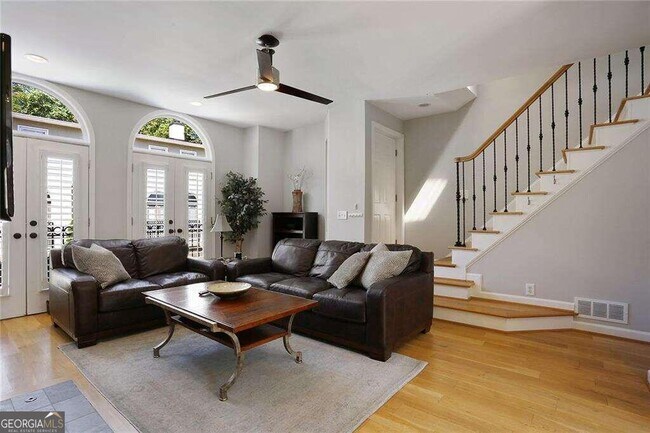 Foto del edificio - 833 Piedmont Ave NE