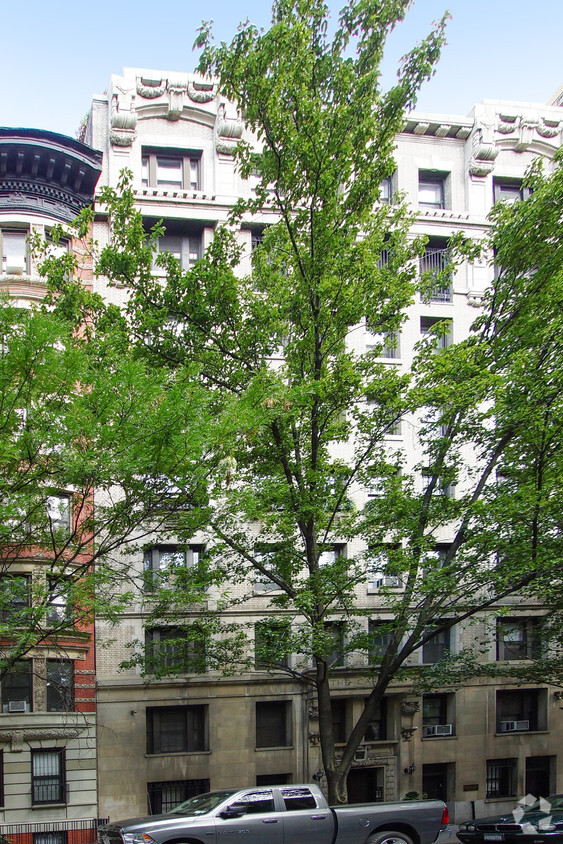 Foto principal - 157 East 81st Street