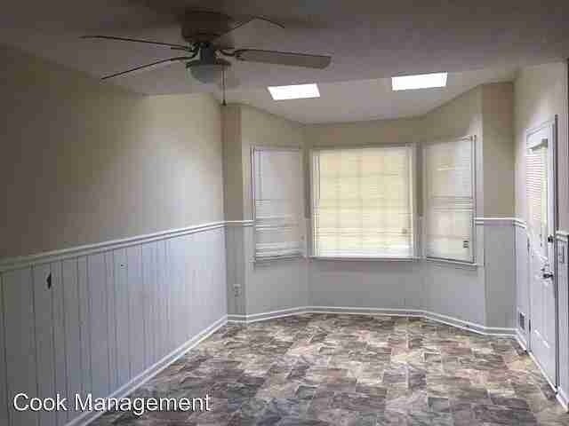 Building Photo - 257 Highland Park Dr