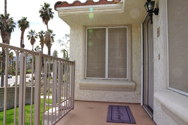 Foto del edificio - 505 S Farrell Dr