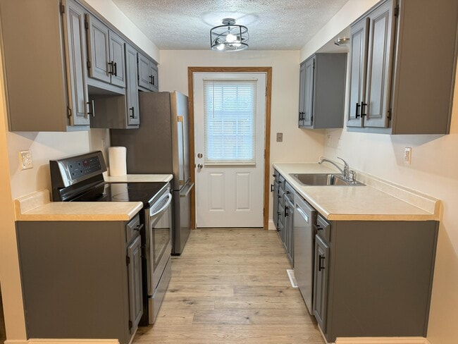 kitchen - 202 Serendipity Dr