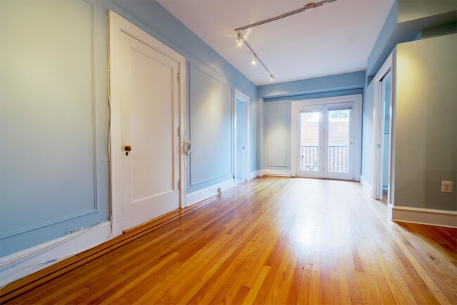 Building Photo - 1613 Harvard St NW