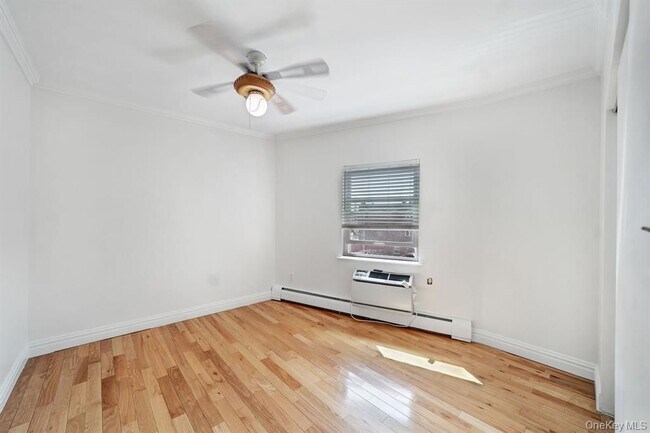 Foto del edificio - 1435 E 80th St