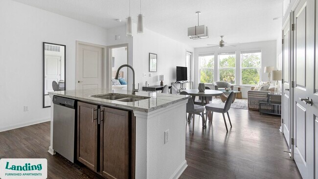 Building Photo - 1905 Promenade Way