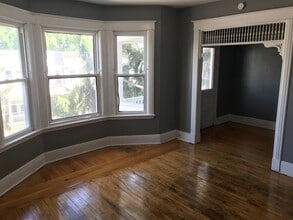 Building Photo - 470 Hudson Ave