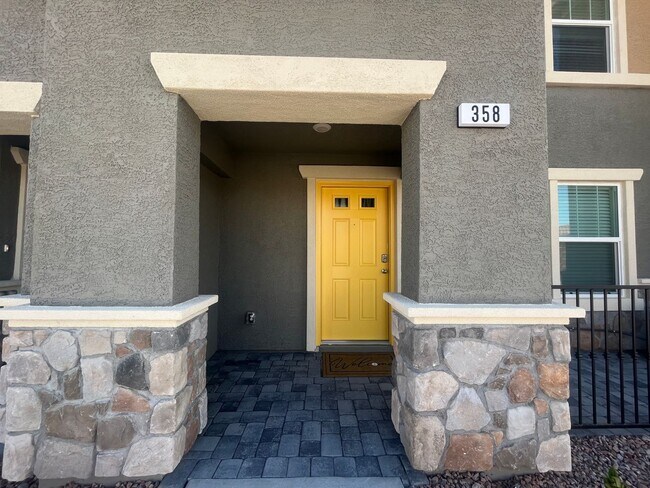 Building Photo - Brand New Townhome - Cadence